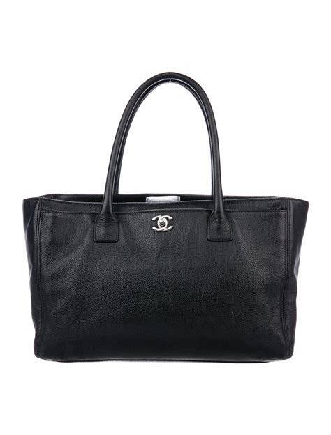 chanel luxe ligne tote|chanel cerf tote.